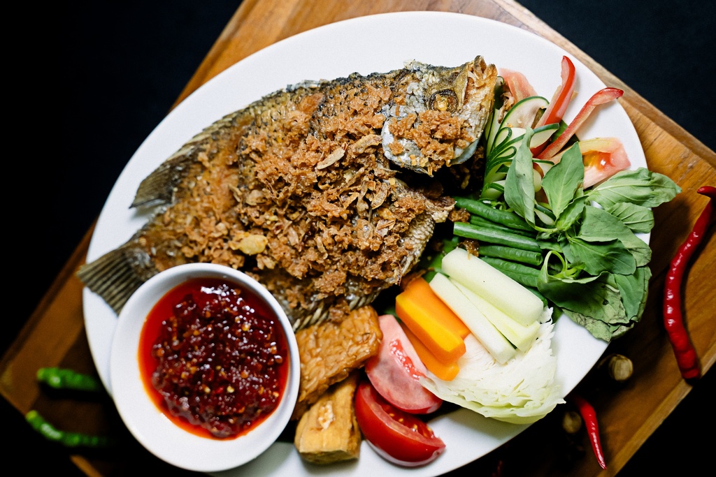 Gurame Goreng Polos
